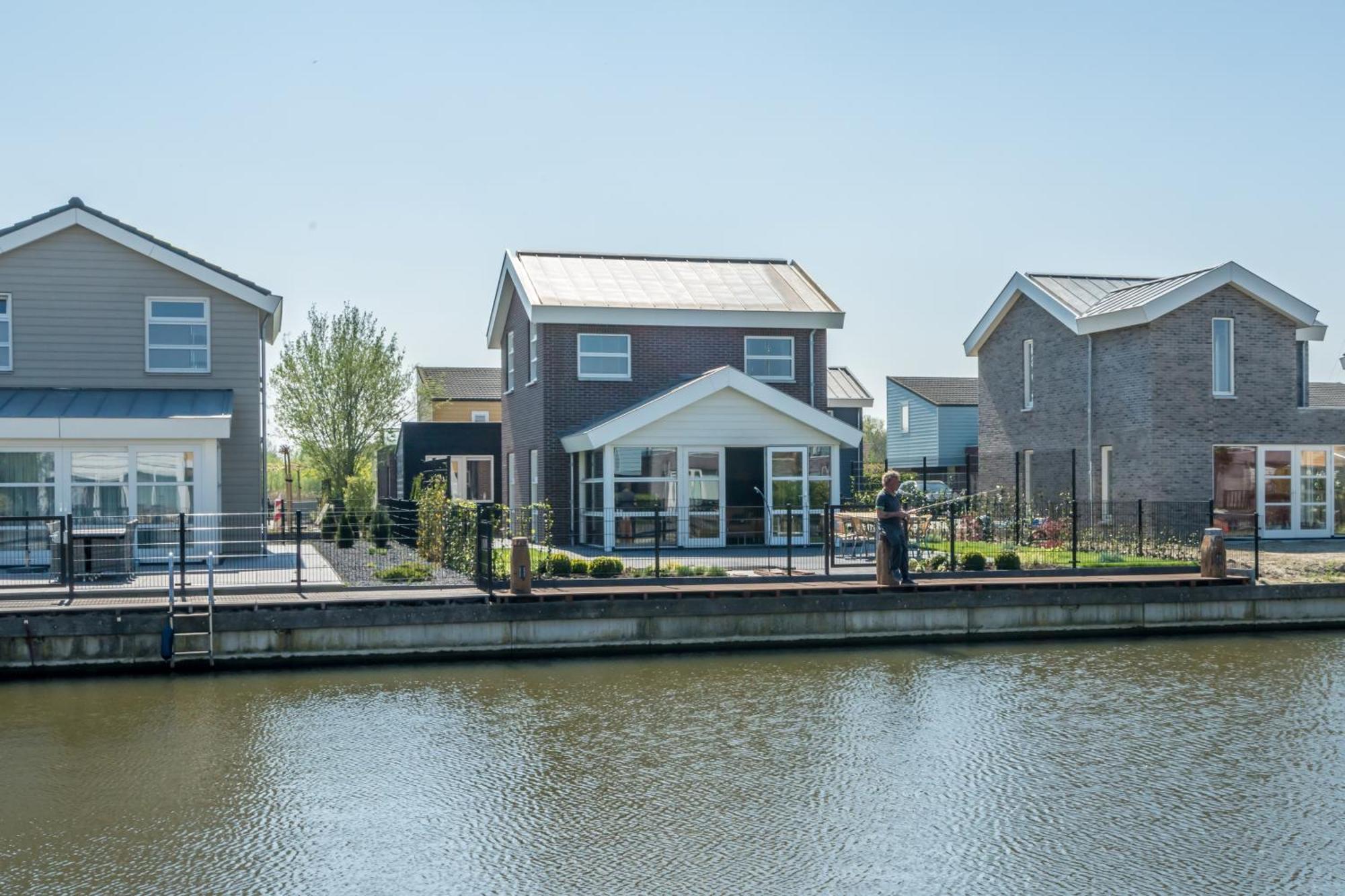 Nautic Rentals - Marinapark Oude-Tonge Luaran gambar